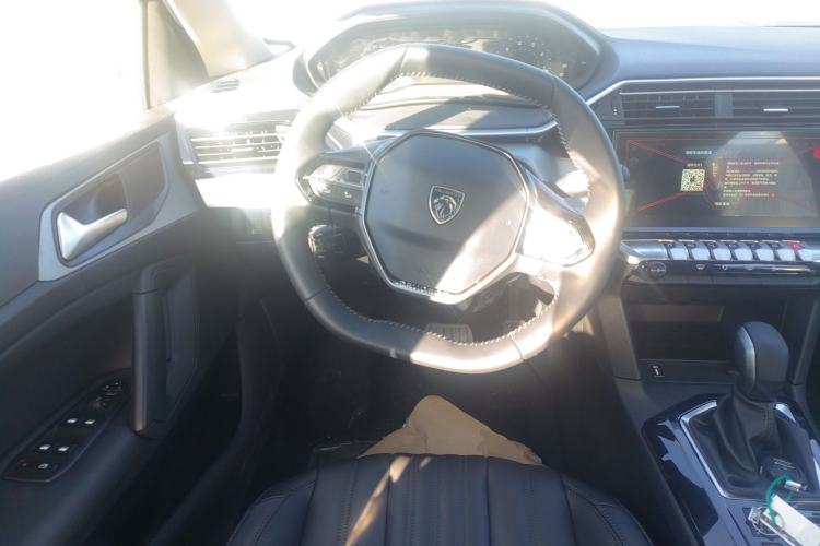 Used Peugeot 408 2022 1.6T Light-Chasing Edition Steering Wheel