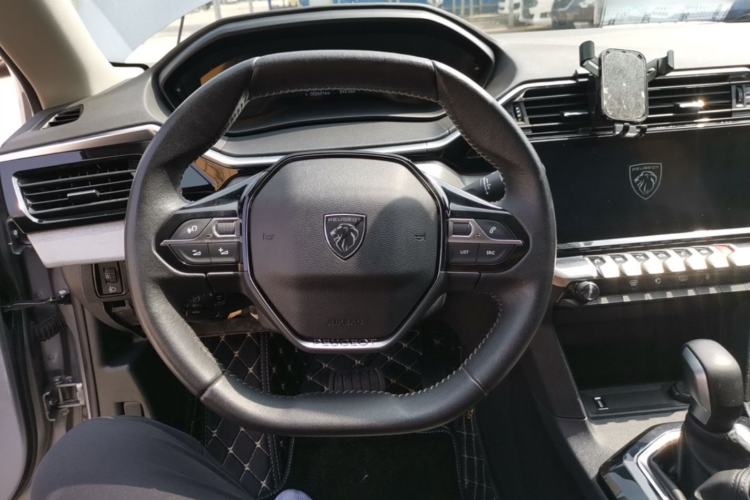 Used Peugeot 408 2022 1.6T Light-Chasing Edition Steering Wheel