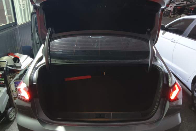 Used Peugeot 408 2022 1.6T Light-Chasing Edition Trunk