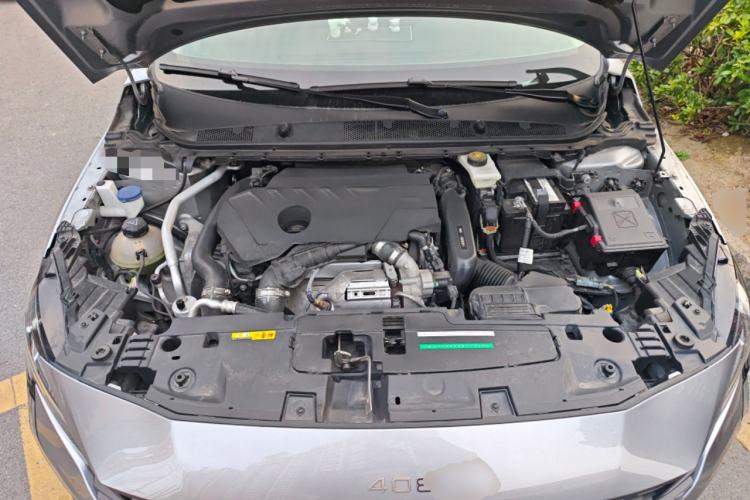 Used Peugeot 408 2022 1.6T Light-Chasing Edition Engine Bay
