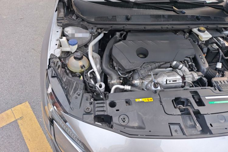 Used Peugeot 408 2022 1.6T Light-Chasing Edition Engine Bay Right
