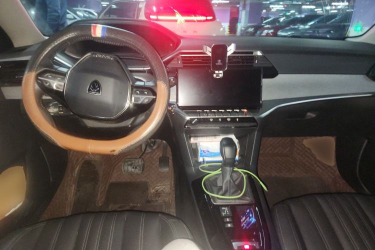 Used Peugeot 408 2022 1.6T Ambition Edition Center Console