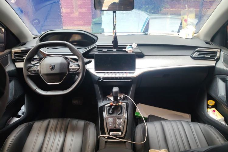 Used Peugeot 408 2022 1.6T Light-Chasing Edition Center Console
