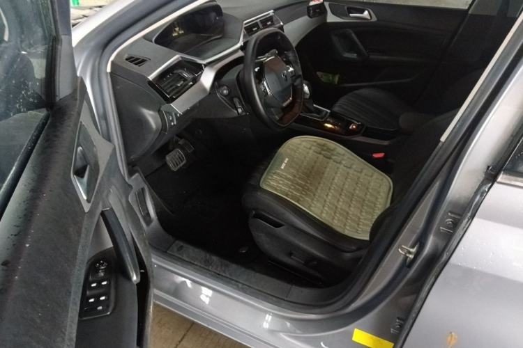 Used Peugeot 408 2022 1.6T Light-Chasing Edition Driver Seat