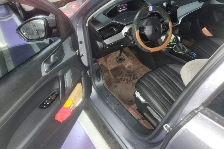 Used Peugeot 408 2022 1.6T Ambition Edition Driver Seat
