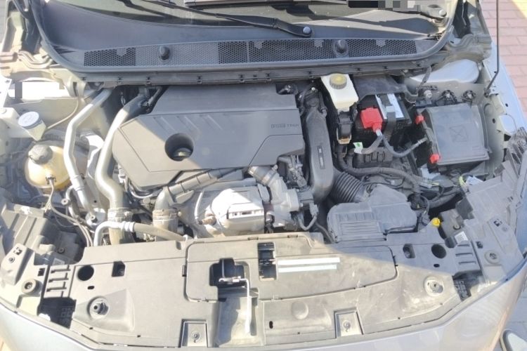 Used Peugeot 408 2022 1.6T Light-Chasing Edition Engine Bay