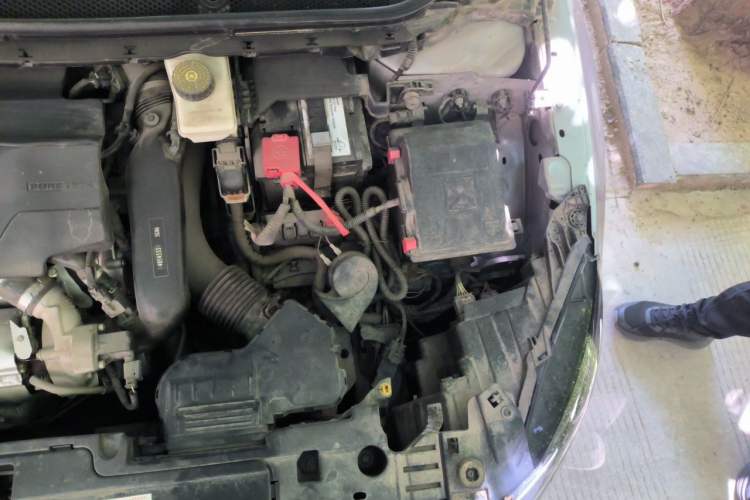 Used Peugeot 408 2022 1.6T Light-Chasing Edition Engine Bay Left