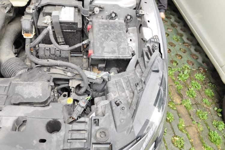 Used Peugeot 408 2022 1.6T Light-Chasing Edition Engine Bay Left