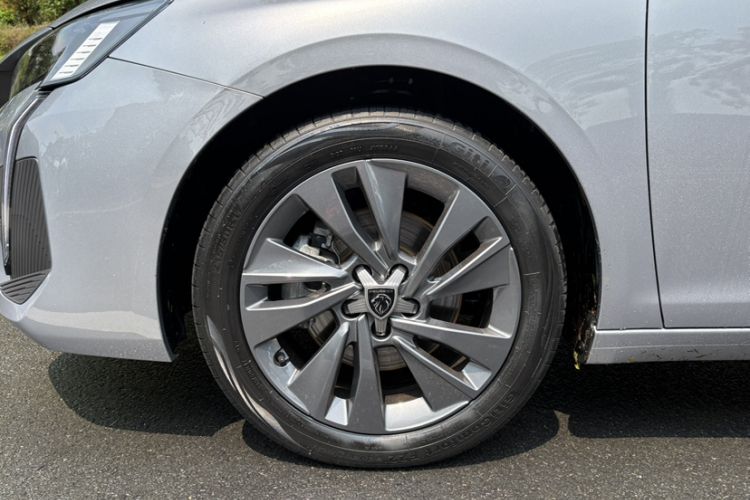 Used Peugeot 408 2022 1.6T Ambition Edition Exterior 5