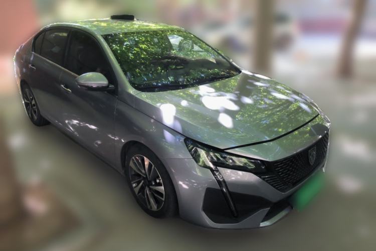 Used Peugeot 408 2022 1.6T Light-Chasing Edition Front Right 45 Deg