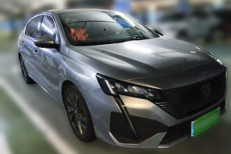 Used Peugeot 408 2022 1.6T Ambition Edition Front Right 45 Deg