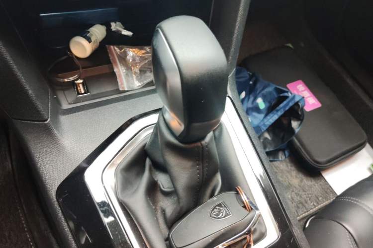 Used Peugeot 408 2022 1.6T Ambition Edition Gear Lever