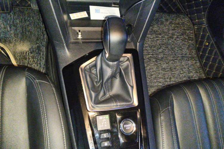 Used Peugeot 408 2022 1.6T Ambition Edition Gear Lever