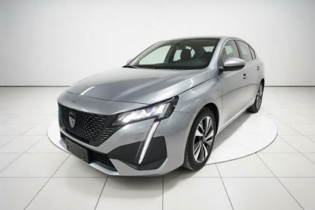 Używany Peugeot 408 2022 1.6T Light-Chasing Edition