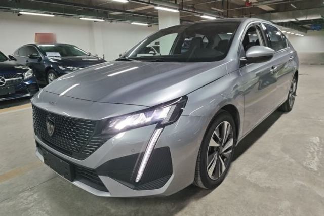 Used Peugeot 408 2022 1.6T Light-Chasing Edition