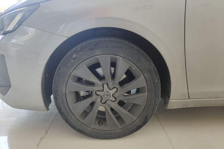 Used Peugeot 408 2022 1.6T Ambition Edition Left Front Wheel Hub
