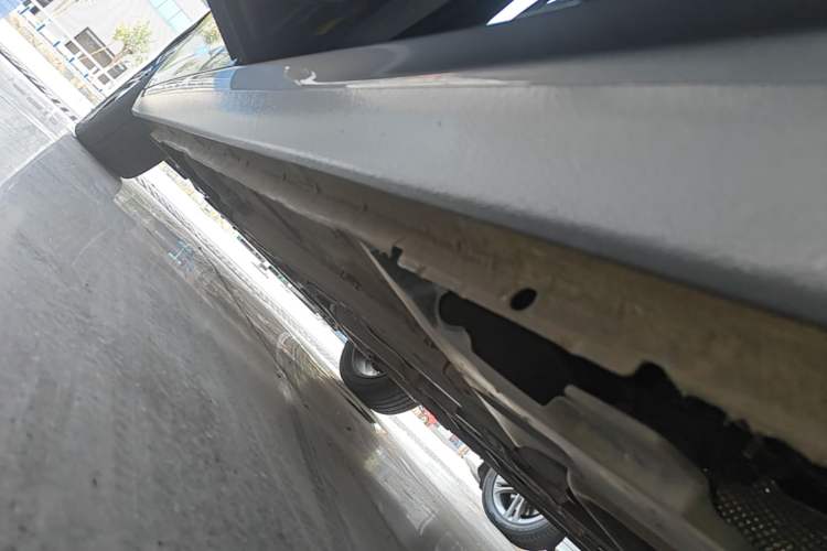 Used Peugeot 408 2022 1.6T Light-Chasing Edition Left Side Sill