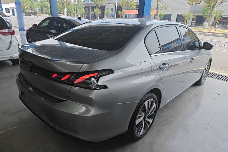 Used Peugeot 408 2022 1.6T Light-Chasing Edition Rear Right 45 Deg
