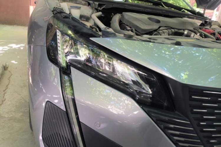 Used Peugeot 408 2022 1.6T Light-Chasing Edition Right Front Headlight