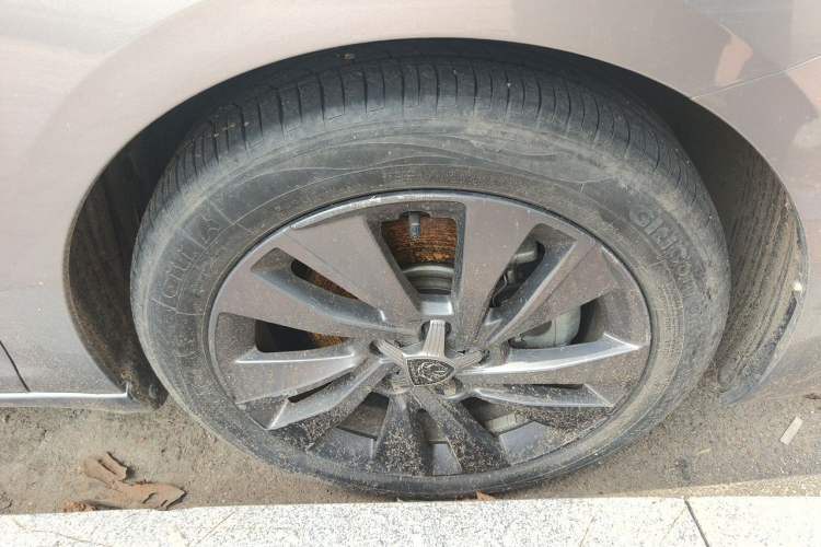 Used Peugeot 408 2022 1.6T Ambition Edition Right Front Wheel Hub