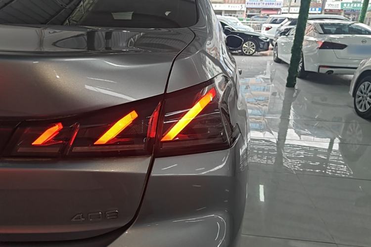 Used Peugeot 408 2022 1.6T Light-Chasing Edition Right Rear Taillight