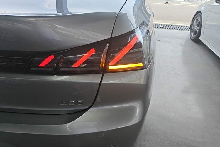 Used Peugeot 408 2022 1.6T Light-Chasing Edition Right Rear Taillight