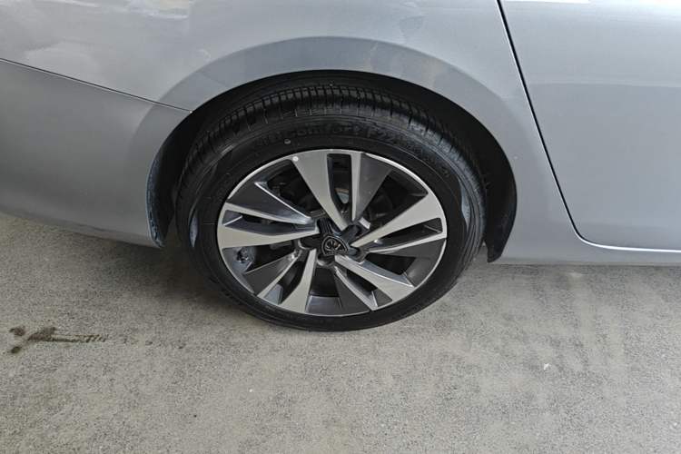 Used Peugeot 408 2022 1.6T Light-Chasing Edition Right Rear Wheel Hub