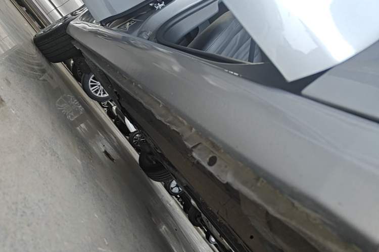 Used Peugeot 408 2022 1.6T Light-Chasing Edition Right Side Sill
