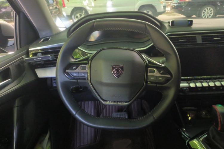Used Peugeot 408 2022 1.6T Light-Chasing Edition Steering Wheel