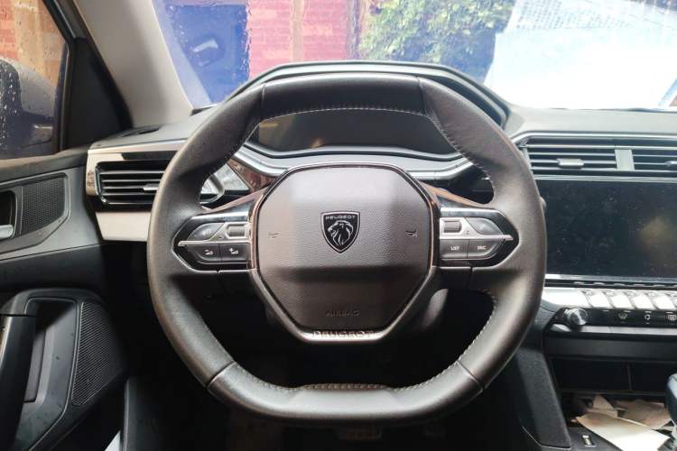 Used Peugeot 408 2022 1.6T Light-Chasing Edition Steering Wheel