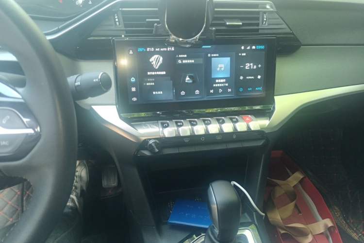 Used Peugeot 408 2022 1.6T Dream Edition Audio And AC Panel