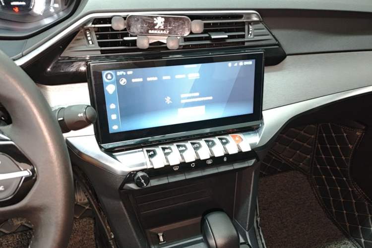 Used Peugeot 408 2022 1.6T Light-Chasing Edition Audio And AC Panel