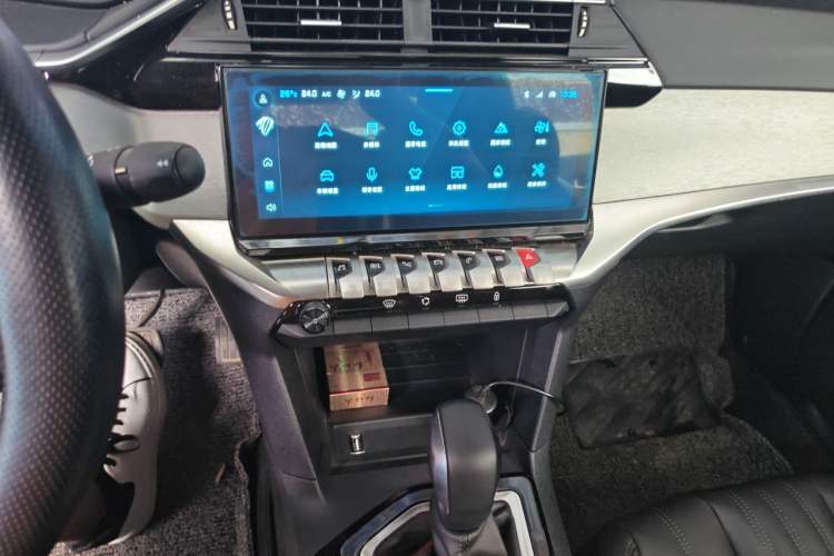 Used Peugeot 408 2022 1.6T Light-Chasing Edition Audio And AC Panel