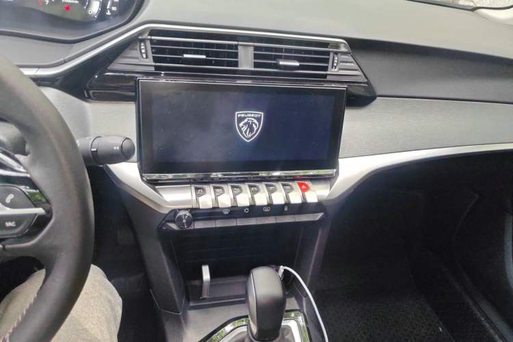 Used Peugeot 408 2022 1.6T Light-Chasing Edition Audio And AC Panel