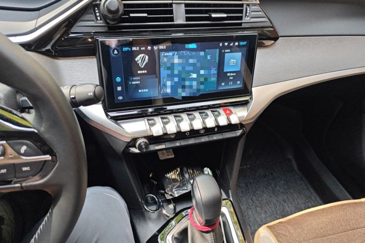 Used Peugeot 408 2022 1.6T Light-Chasing Edition Audio And AC Panel
