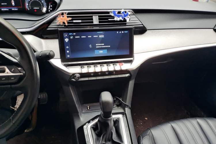 Used Peugeot 408 2022 1.6T Light-Chasing Edition Audio And AC Panel