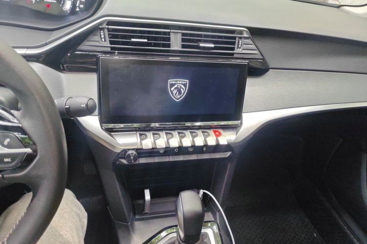 Used Peugeot 408 2022 1.6T Light-Chasing Edition Audio And AC Panel