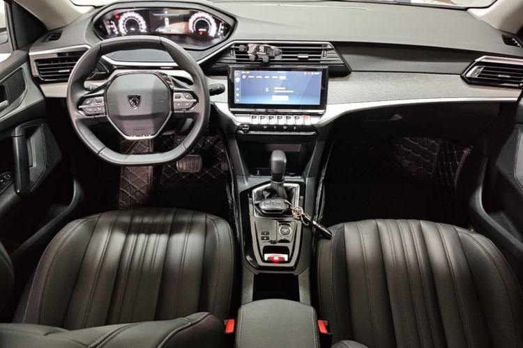 Used Peugeot 408 2022 1.6T Light-Chasing Edition Center Console