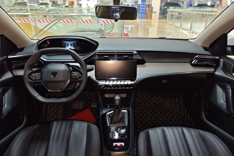 Used Peugeot 408 2022 1.6T Light-Chasing Edition Center Console