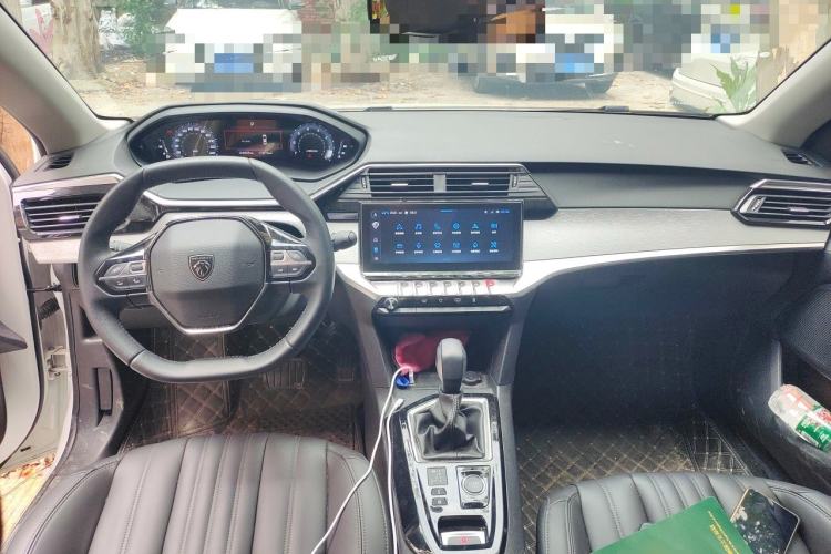 Used Peugeot 408 2022 1.6T Light-Chasing Edition Center Console