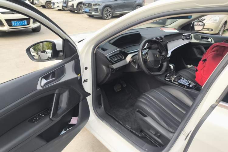 Used Peugeot 408 2022 1.6T Dream Edition Driver Seat