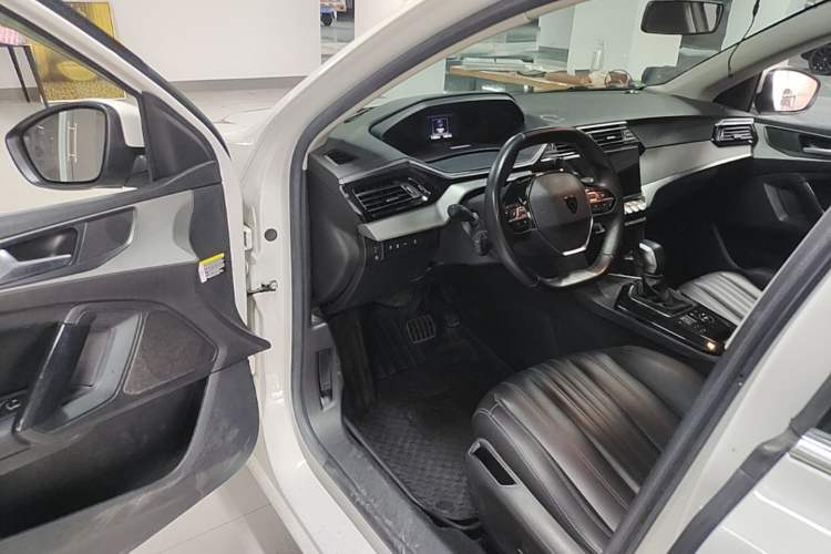 Used Peugeot 408 2022 1.6T Light-Chasing Edition Driver Seat