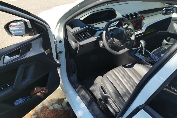Used Peugeot 408 2022 1.6T Ambition Edition Driver Seat