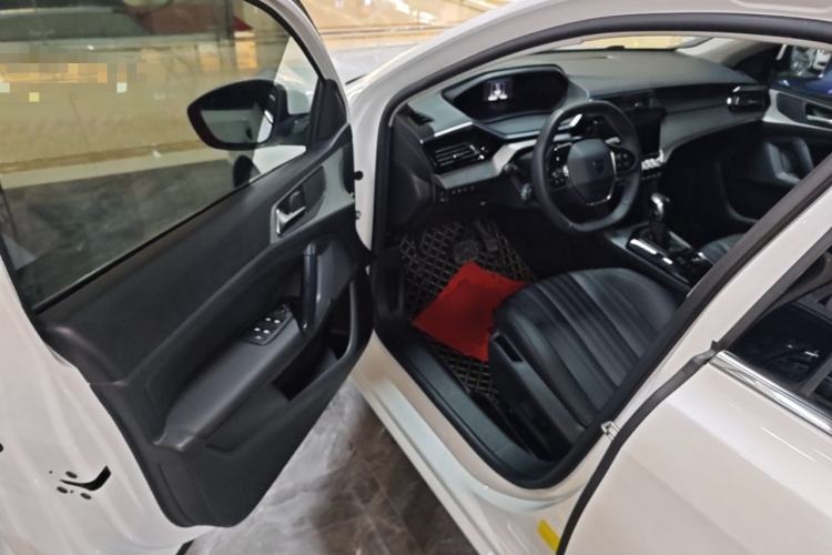 Used Peugeot 408 2022 1.6T Light-Chasing Edition Driver Seat