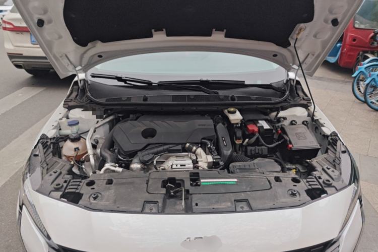 Used Peugeot 408 2022 1.6T Light-Chasing Edition Engine Bay