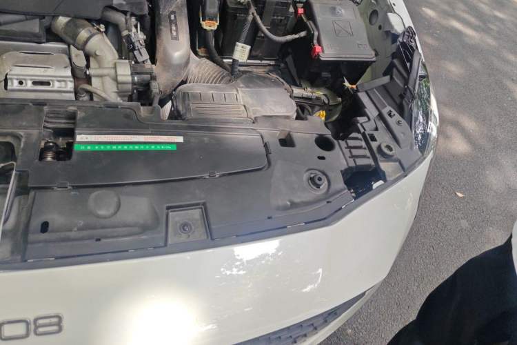 Used Peugeot 408 2022 1.6T Light-Chasing Edition Engine Bay Left
