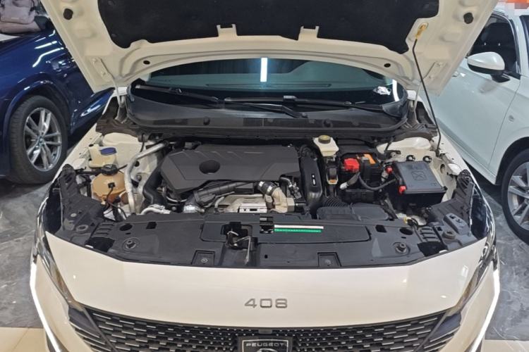 Used Peugeot 408 2022 1.6T Light-Chasing Edition Engine Bay