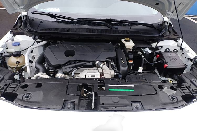 Used Peugeot 408 2022 1.6T Light-Chasing Edition Engine Bay