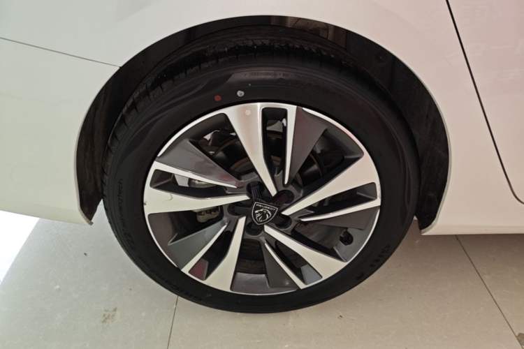 Used Peugeot 408 2022 1.6T Light-Chasing Edition Exterior 5
