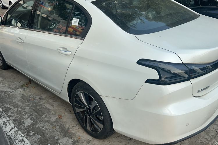 Used Peugeot 408 2022 1.6T Light-Chasing Edition Exterior 5